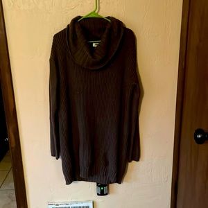 L brown Old Navy sweater
